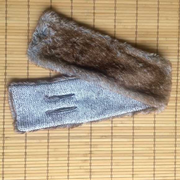 Anthropologie FAUX Fur Scarf - Picture 2 of 3